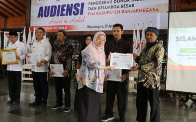 Audiensi dan Halal bi halal Keluarga Besar PMI Banjarnegara, Bupati Siap Wujudkan Pendirian Klinik Kesehatan