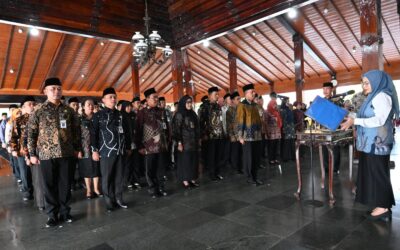 Bupati Lantik Pejabat Pimpinan Tinggi Pratama, Pejabat Administrasi dan Fungsional