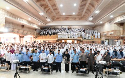Buka Manasik Haji Banjarnegara, Bupati Amalia Minta Calon Jamaah Haji untuk Mendoakan Bupati dan Wabup Selesaikan Permasalahan Daerah.