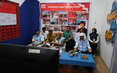 Dipusatkan di Kopdes Bawang, Bupati Banjarnegara Ikuti Launching 80 Ribu KDMP Secara Daring
