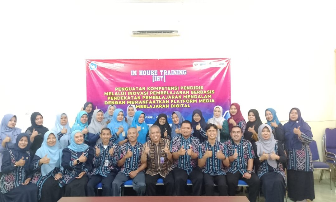 Siapkan Deep Learning, SMAN 1 Sigaluh Gelar In House Training