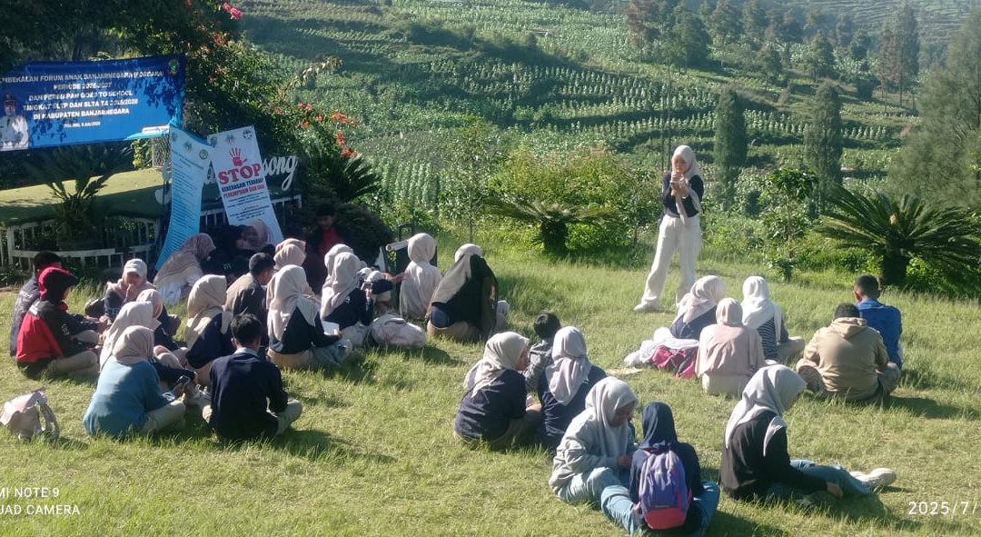 Forbara Gelar Pembekalan di Alam Terbuka