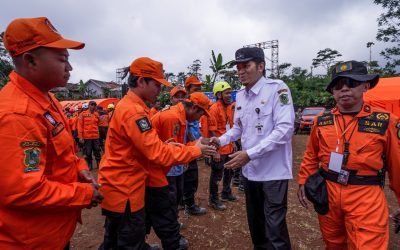 Tinjau Latihan Bersama TRC Penanggulangan Bencana, Wabup Wakhid: Kegiatan Strategis Tingkatkan Kapasitas Relawan