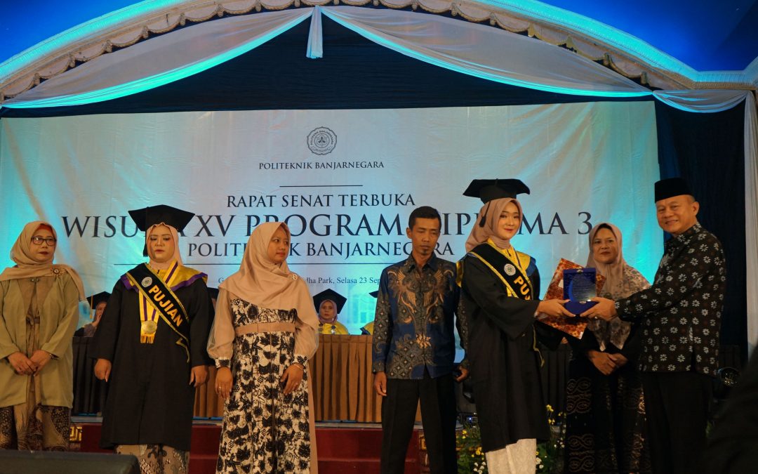 Politeknik Banjarnegara Wisuda 94 Mahasiswa, Siap Bersaing dan Ciptakan Lapangan Kerja