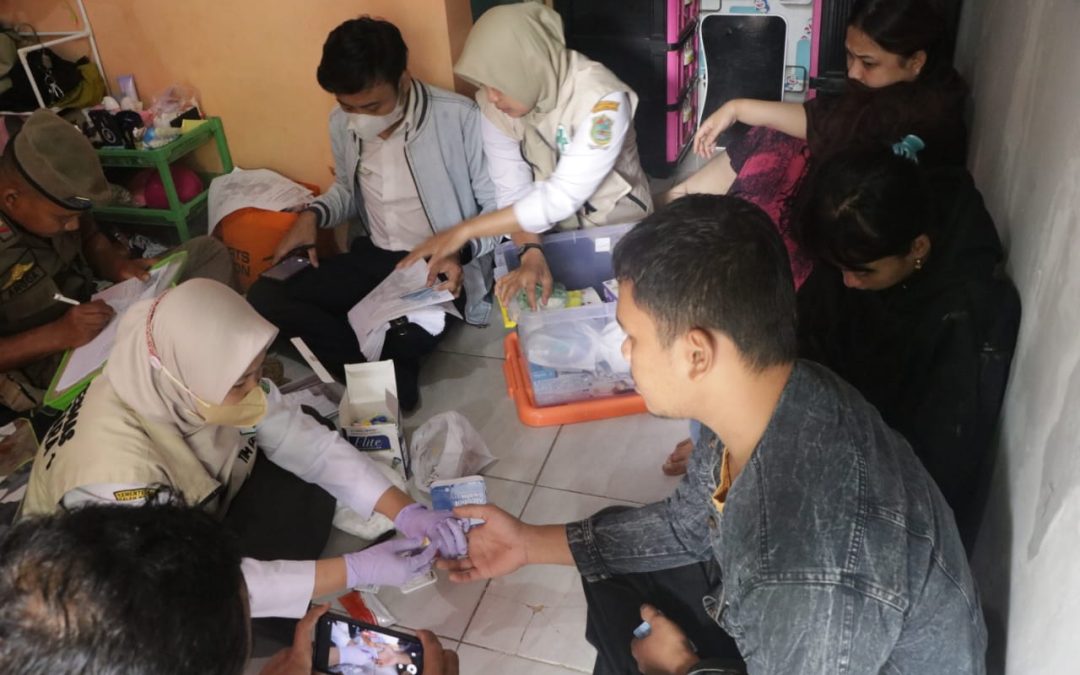 Satpol PP dan Dinas Kesehatan Lakukan Monitoring dan Pemeriksaan Kesehatan di Rumah Kos