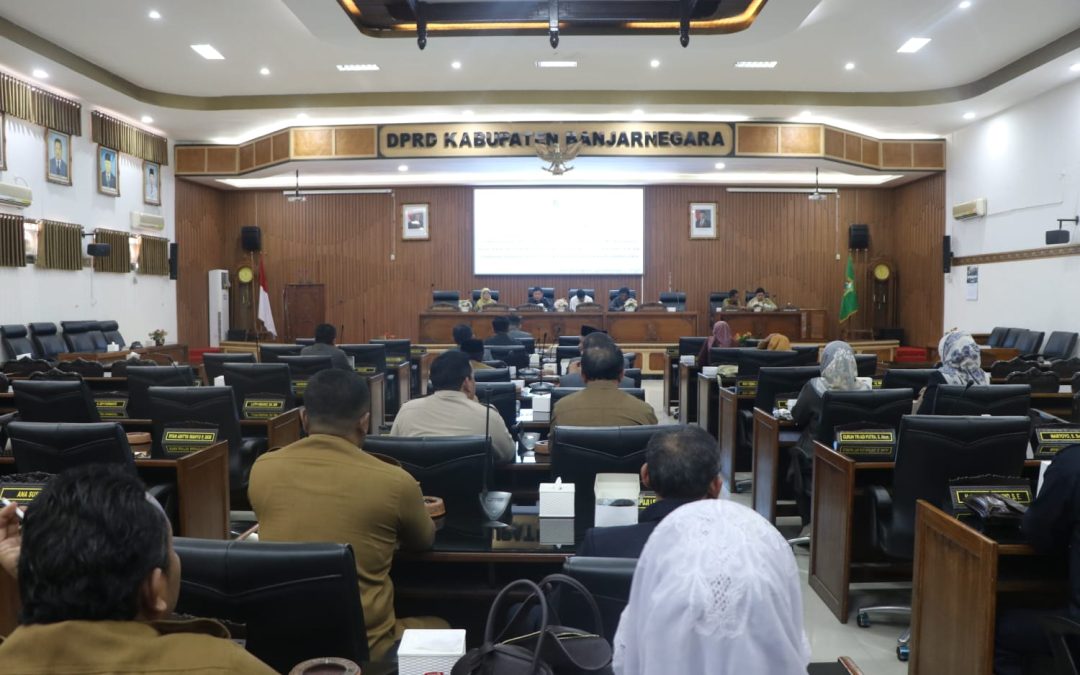 Eksekutif Sampaikan Jawaban Terhadap Perubahan Perda Nomor 8 Tahun 2023 tentang PDRD