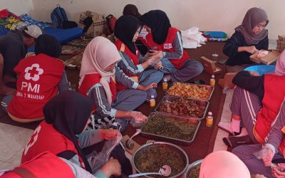 Tampilkan Menu Variatif, Dapur Umum PMI Masih Setia Dalam Misi Kemanusiaan di Pandanarum
