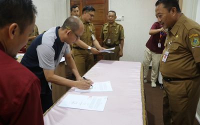 Pj Sekda Tanda Tangani Kontrak Payung Hukum Konsolidasi Kertas HVS